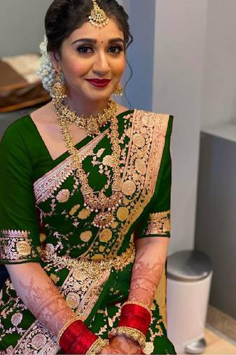 Green soft silk blend banarasi jacuard work designer party wear saree with unstitched blouse piece