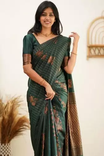 Green silk blend banarasi saree with unstitched blouse piece