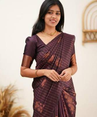 Wine silk blend banarasi saree with unstitched blouse piece 3