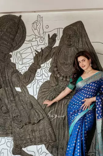 Blue green silk blend banarasi saree with unstitched blouse piece