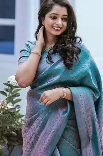 Turquoise silk blend banarasi saree with unstitched blouse piece