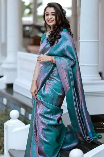 Turquoise silk blend banarasi saree with unstitched blouse piece