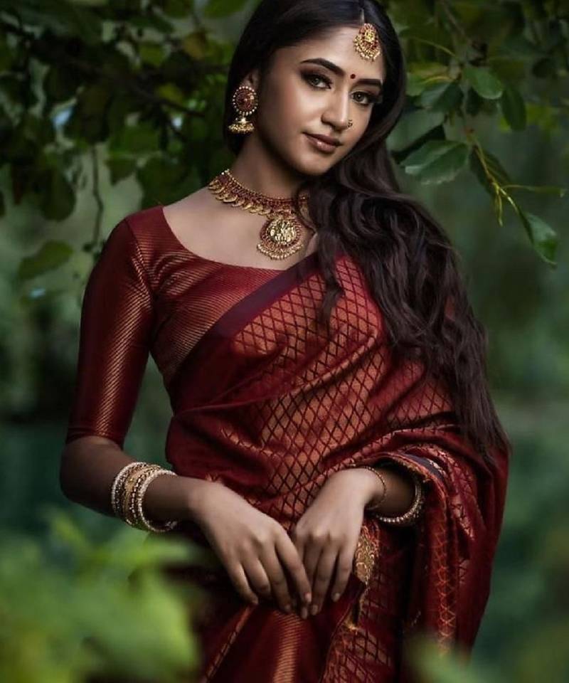 Maroon soft silk blend banarasi jacuard work designer party wear saree with unstitched blouse piece