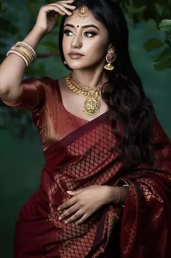 Maroon silk blend banarasi saree with unstitched blouse piece