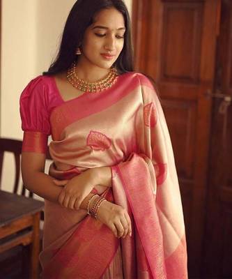 Baby pink silk blend banarasi saree with unstitched blouse piece 2