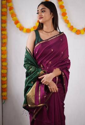 Rani green linen blend banarasi saree with unstitched blouse piece 1