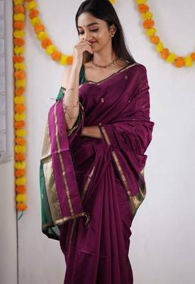 Rani green linen blend banarasi saree with unstitched blouse piece 3
