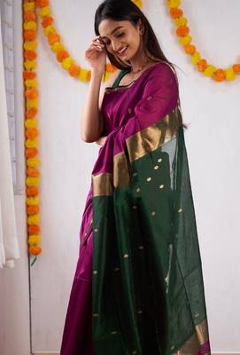 Rani green linen blend banarasi saree with unstitched blouse piece 4