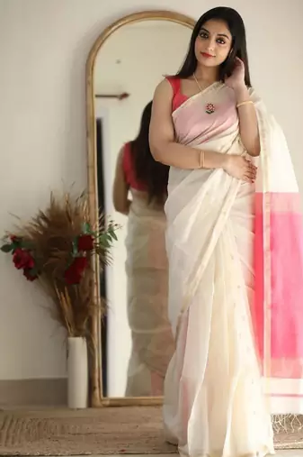 White pink linen blend banarasi saree with unstitched blouse piece
