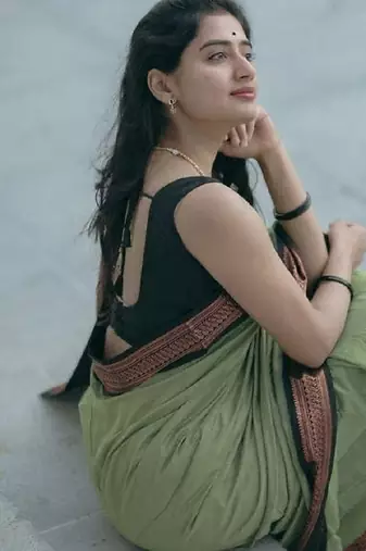Parrot green silk blend banarasi saree with unstitched blouse piece