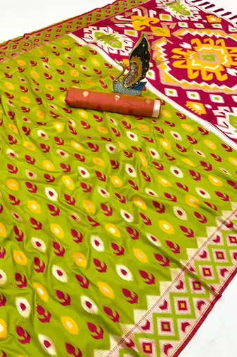 Green soft saree with zari weawing meenakari rich pallu and unique ikkat border