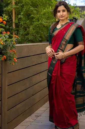 Red green soft silk blend banarasi jacuard work designer party wear saree with unstitched blouse piece