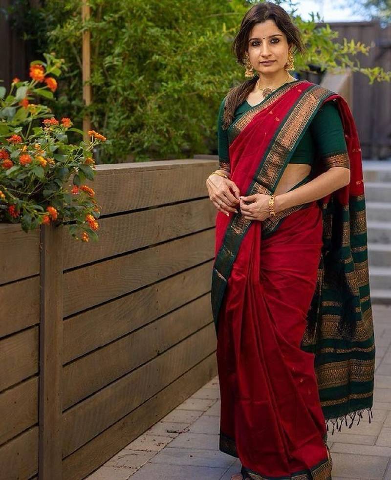 Red green soft silk blend banarasi jacuard work designer party wear saree with unstitched blouse piece