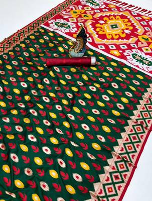 Green soft saree with zari weawing meenakari rich pallu and unique ikkat border 2