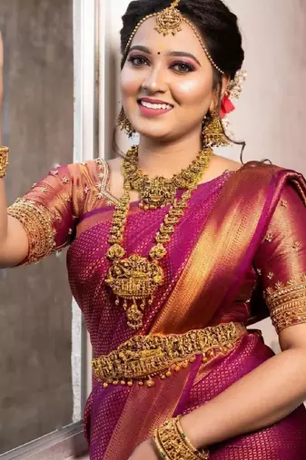 Pink silk blend banarasi saree with unstitched blouse piece