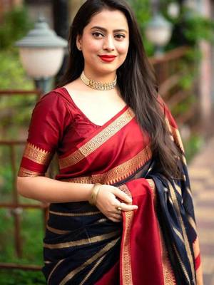 Blue red silk blend banarasi saree with unstitched blouse piece 1