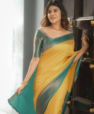 Yellow turquoise silk blend banarasi saree with unstitched blouse piece 2