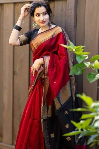 Red black linen blend banarasi saree with unstitched blouse piece