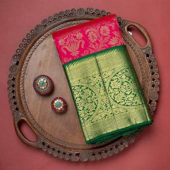 Red green silk blend banarasi saree with unstitched blouse piece 2
