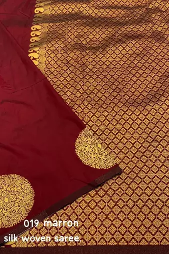 Red silk blend banarasi saree with unstitched blouse piece