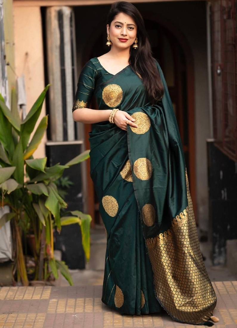 Green soft silk blend banarasi jacuard work designer party wear saree with unstitched blouse piece