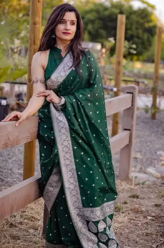 Green soft silk blend banarasi jacuard work designer party wear saree with unstitched blouse piece