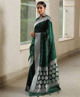Green silk blend banarasi saree with unstitched blouse piece 3
