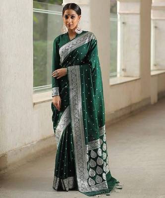 Green silk blend banarasi saree with unstitched blouse piece 4