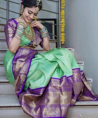 Pista green silk blend banarasi saree with unstitched blouse piece 2