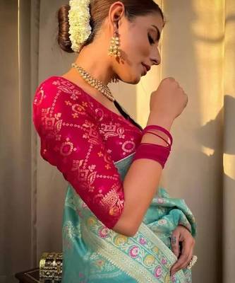 Turquoise pink silk blend banarasi saree with unstitched blouse piece 4