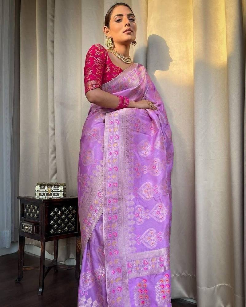 Lavender pink soft silk blend banarasi jacuard work designer party wear saree with unstitched blouse piece