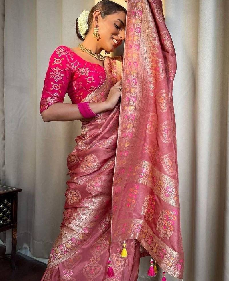 Peach pink soft silk blend banarasi jacuard work designer party wear saree with unstitched blouse piece