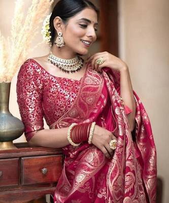 Rani pink silk blend banarasi saree with unstitched blouse piece 1