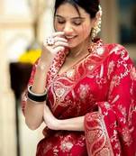 Red silk blend banarasi saree with unstitched blouse piece