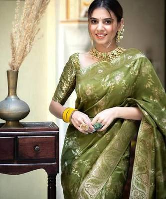 Mehendi silk blend banarasi saree with unstitched blouse piece 1