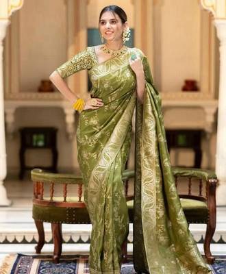 Mehendi silk blend banarasi saree with unstitched blouse piece 3