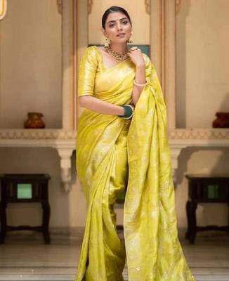 Yellow silk blend banarasi saree with unstitched blouse piece 2