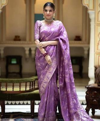 Lavender silk blend banarasi saree with unstitched blouse piece 3