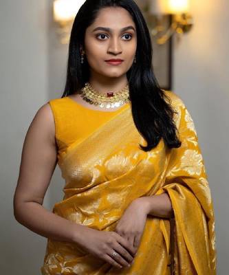 Yellow linen blend banarasi saree with unstitched blouse piece 3