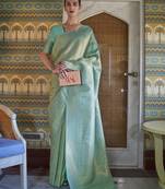 Traditional handloom weaving saree with rich pallu & elegant finish