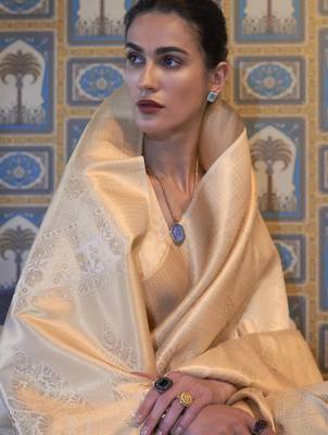  weaving saree with rich pallu & elegant finish 2