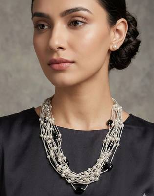 Black stone necklaces 1
