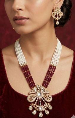 Maroon studded necklaces 2