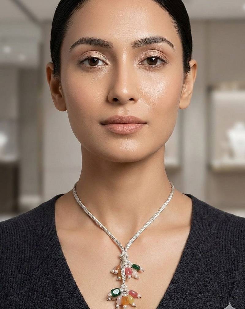 Multicolor pearl necklaces