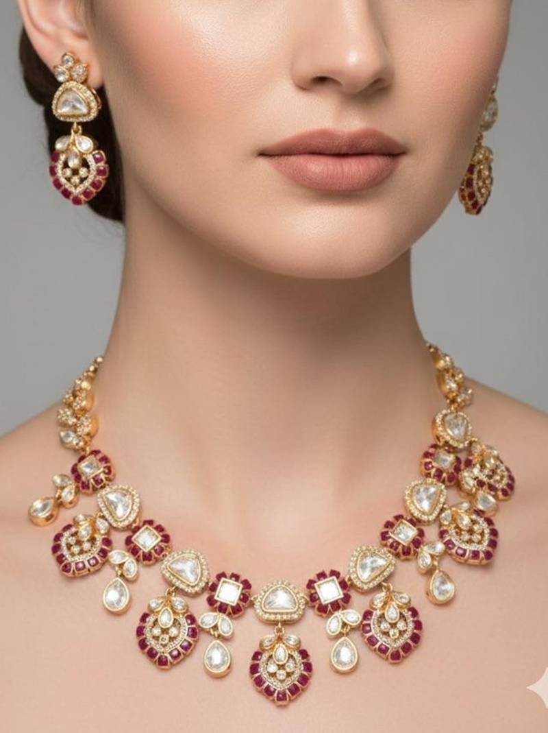 Maroon beaded necklace with earring