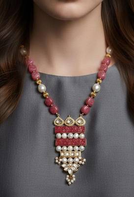 Maroon pearl necklaces 2