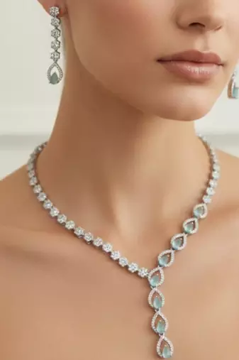 Silver plated necklace with earring