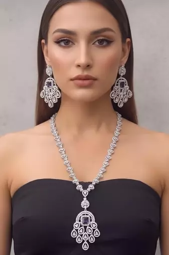 Silver plated necklace with earring