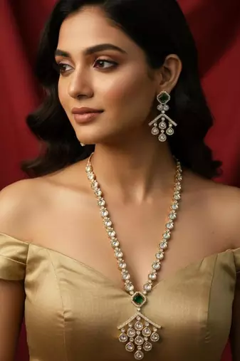 Silver plated necklace with earring