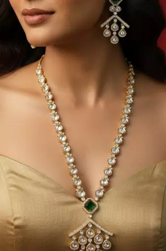 Silver plated necklace with earring